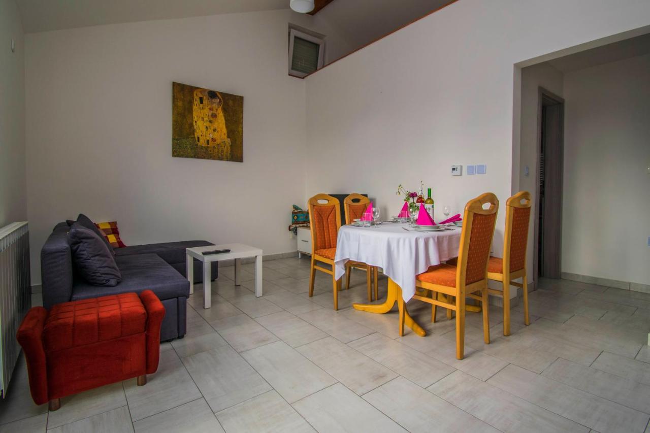 Apartments Relax Near Opatija Exterior foto